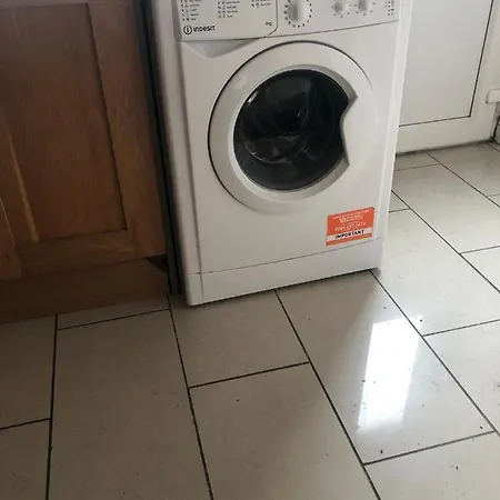 Cheerful 4 Bedroom Town House With Bbq, * Galway